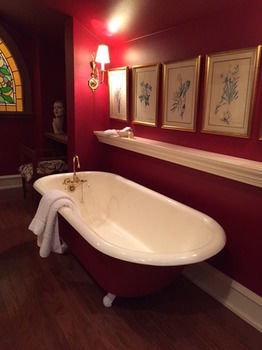 The English Merchant'S Inn Waxahachie Bagian luar foto